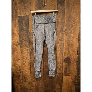 Lululemon Black And White Athletic Leggings Size 6 EUC
